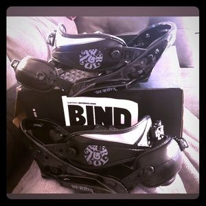 NWT✅Burton Snowboarding Bindings🏂